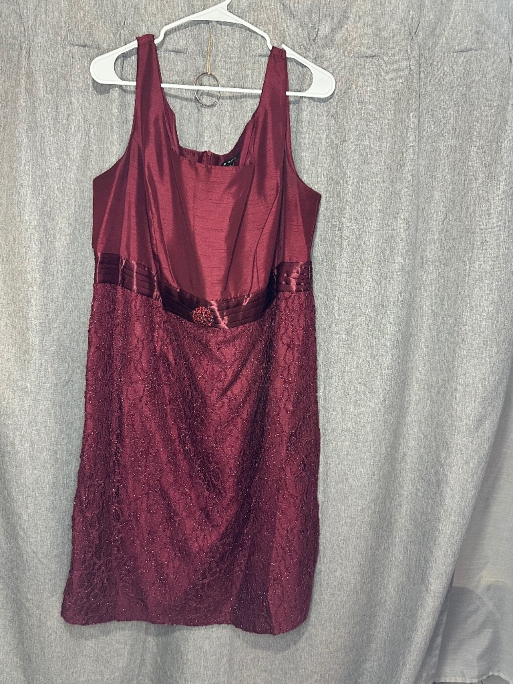 Le Bos Burgundy Lace & Satin Accent Formal Cockail Dress Plus Size 18W